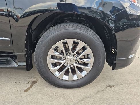 Used 2014 Lexus GX 460 image 10