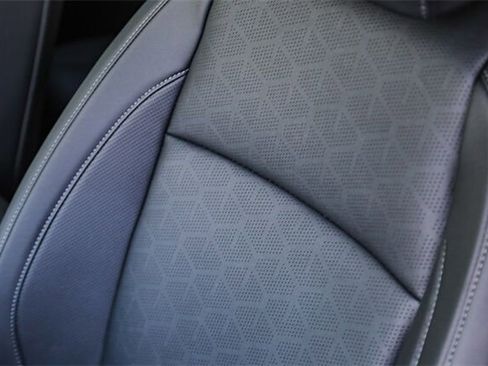 New 2025 Kia Seltos SX w/ SX Sunroof Package image 19