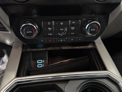 Used 2019 Ford F350 Lariat w/ Lariat Ultimate Package image 38