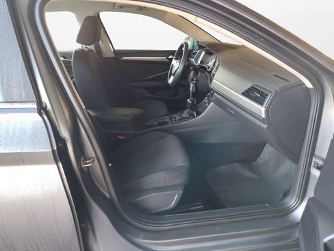 Used 2019 Volkswagen Jetta S image 23