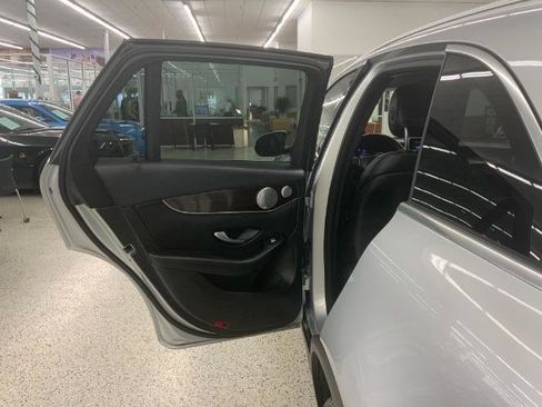 Used 2016 Mercedes-Benz GLC 300 4MATIC image 31