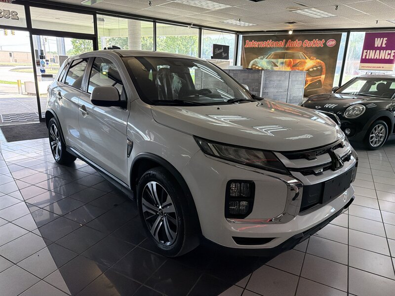 Used 2021 Mitsubishi Outlander Sport SE AWD/4WD image 4