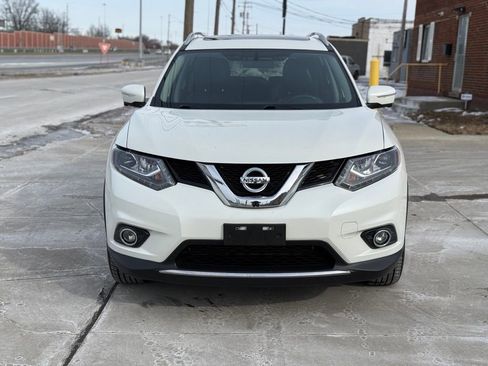 Used 2015 Nissan Rogue SL w/ SL Premium Package image 2