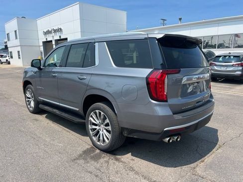Used 2021 GMC Yukon Denali w/ Advanced Technology Package AWD/4WD image 7