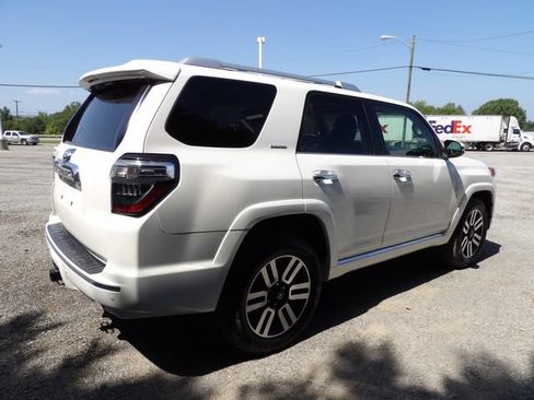 Used 2016 Toyota 4Runner Limited AWD/4WD image 4