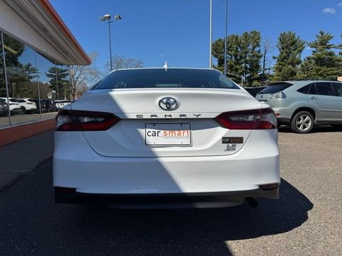 Used 2022 Toyota Camry LE AWD/4WD image 6