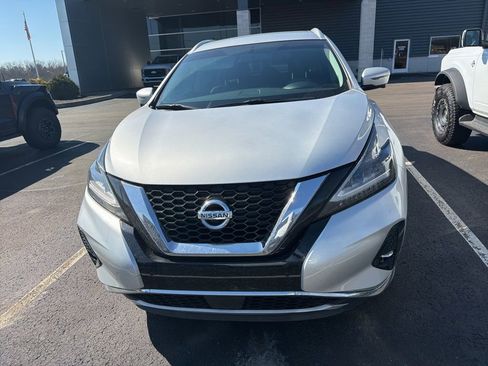 Used 2019 Nissan Murano SL image 2
