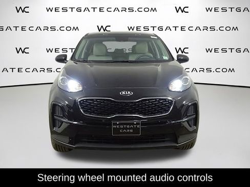 Used 2022 Kia Sportage LX image 4