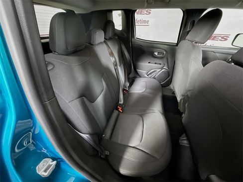 Used 2021 Jeep Renegade Sport w/ Sport Appearance Group image 28