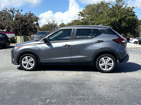 Used 2023 Nissan Kicks S image 25