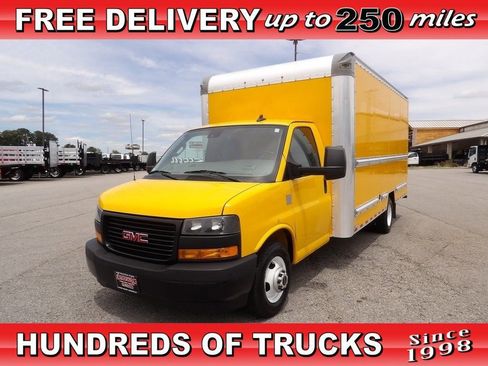 Used 2022 GMC Savana 3500 Extended w/ Power Convenience Package RWD image 1