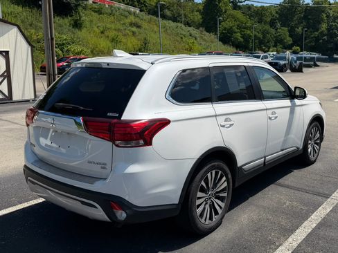Used 2019 Mitsubishi Outlander SEL AWD/4WD image 6