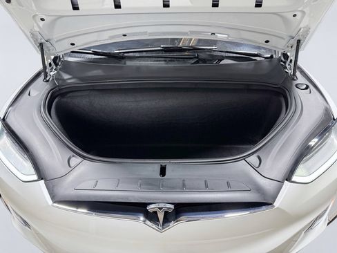 Used 2020 Tesla Model X Long Range image 26