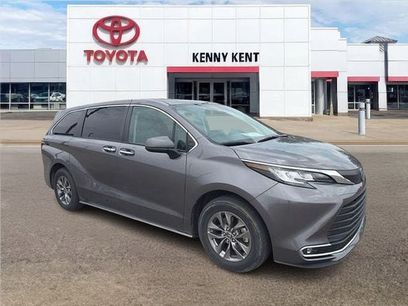 Used 2023 Toyota Sienna XLE
