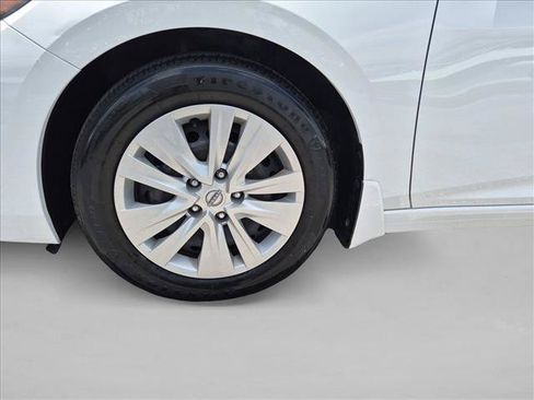 Certified 2024 Nissan Sentra S FWD image 22