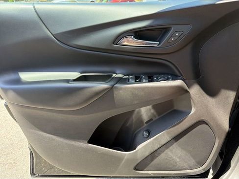 Used 2019 Chevrolet Equinox LT AWD/4WD image 20