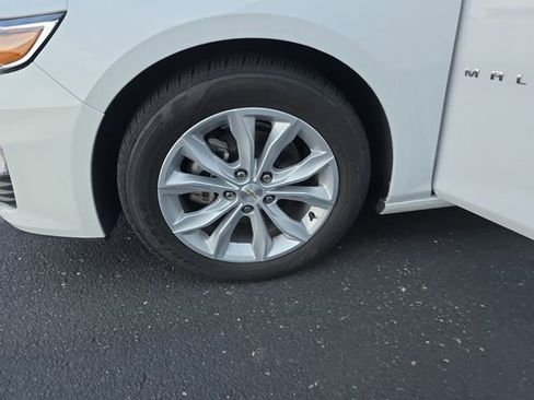 Used 2025 Chevrolet Malibu LT FWD image 26