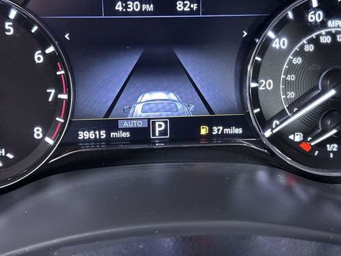 Used 2024 INFINITI QX80 Luxe image 12