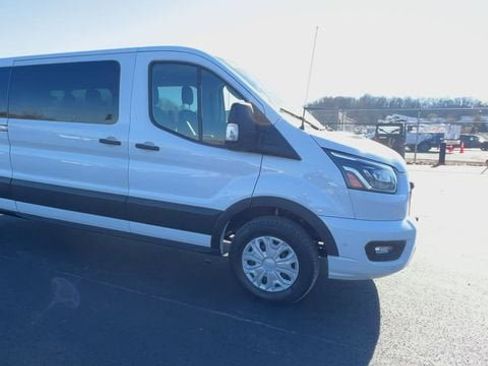 Used 2023 Ford Transit 350 XLT image 2