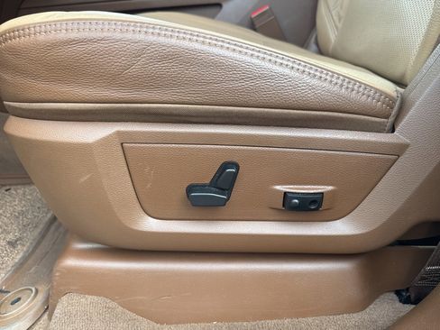 Used 2024 RAM 3500 Limited w/ Safety Group image 17