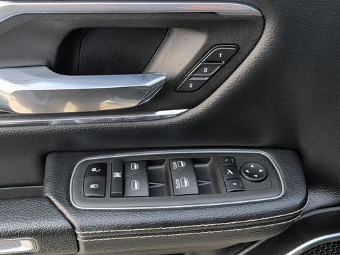 Used 2022 RAM 1500 Laramie image 13