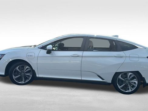 Used 2018 Honda Clarity Plug-In Hybrid image 4