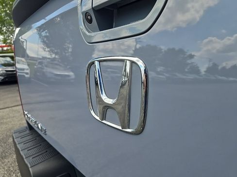 Used 2023 Honda Ridgeline Black Edition image 13