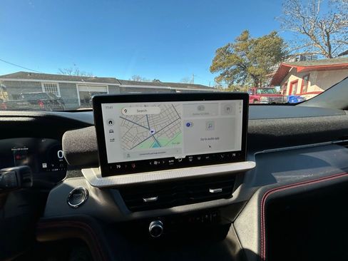 Used 2025 Ford Explorer ST-Line image 33