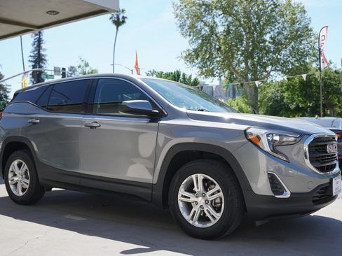 Used 2018 GMC Terrain SLE FWD image 10