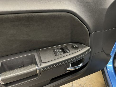 Used 2009 Dodge Challenger SRT8 w/ Spring Special Group image 25