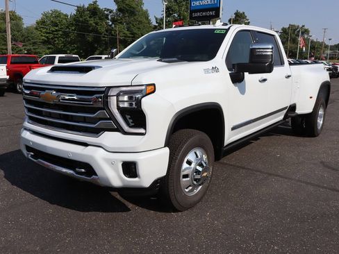 New 2026 Chevrolet Silverado 3500 High Country w/ Technology Package AWD/4WD image 26