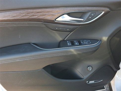 Certified 2023 Buick Envision Avenir image 11