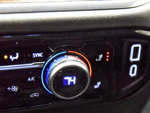 Used 2024 GMC Sierra 1500 Elevation image 23