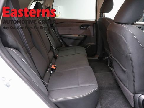 Used 2023 Nissan Rogue S AWD/4WD image 24