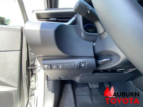 New 2026 Toyota Corolla SE w/ SE Premium Package FWD image 29