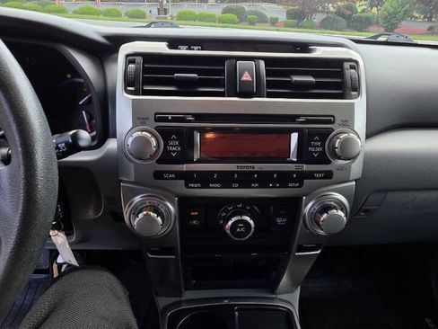 Used 2013 Toyota 4Runner SR5 w/ Convenience Pkg RWD image 10