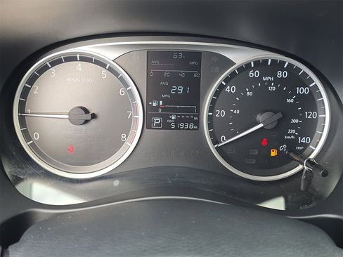 Used 2021 Nissan Kicks S image 24