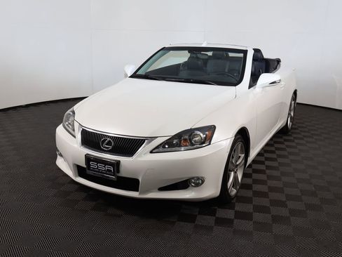 Used 2014 Lexus IS 250C 250 w/ Luxury Package image 19