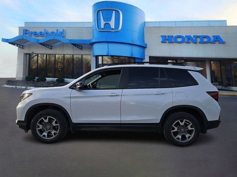 Certified 2023 Honda Passport TrailSport image 4