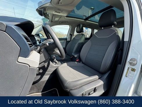 Certified 2023 Volkswagen Taos SE w/ Panoramic Sunroof Package image 27