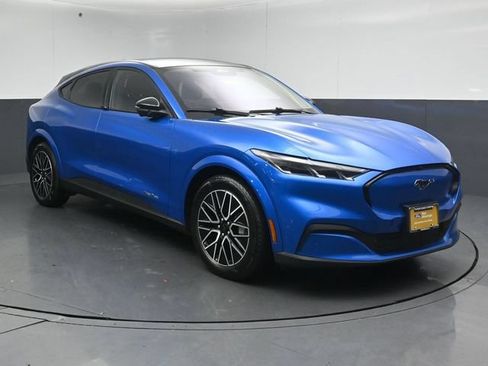 Certified 2025 Ford Mustang Mach-E Premium AWD/4WD image 1