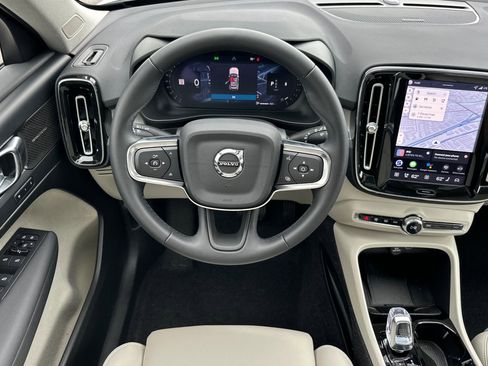 Used 2026 Volvo XC40 B5 Plus w/ Climate Package image 16