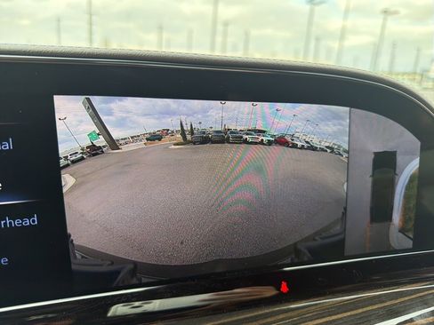 Used 2021 Cadillac Escalade Sport w/ LPO, Illumination Package image 27