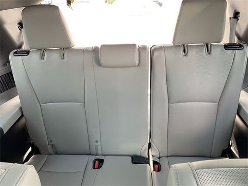 Used 2024 Toyota Grand Highlander MAX Limited image 34