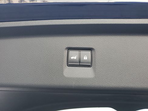 Used 2023 INFINITI QX60 Pure image 12