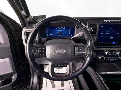 Used 2024 Ford F250 Platinum image 11