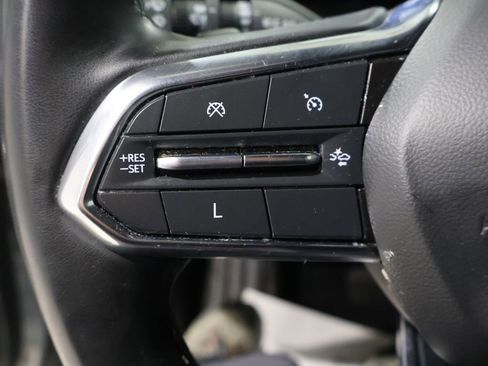 Used 2024 Chevrolet Traverse LT AWD/4WD image 33