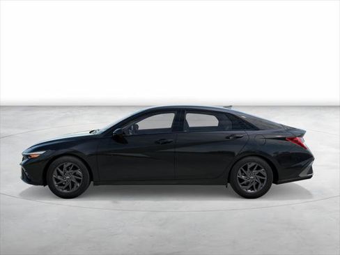 New 2026 Hyundai Elantra Blue image 3