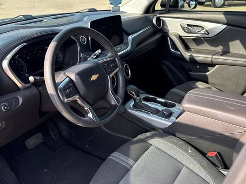 Used 2023 Chevrolet Blazer LT FWD image 9