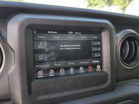 Used 2023 Jeep Wrangler Sport AWD/4WD image 17